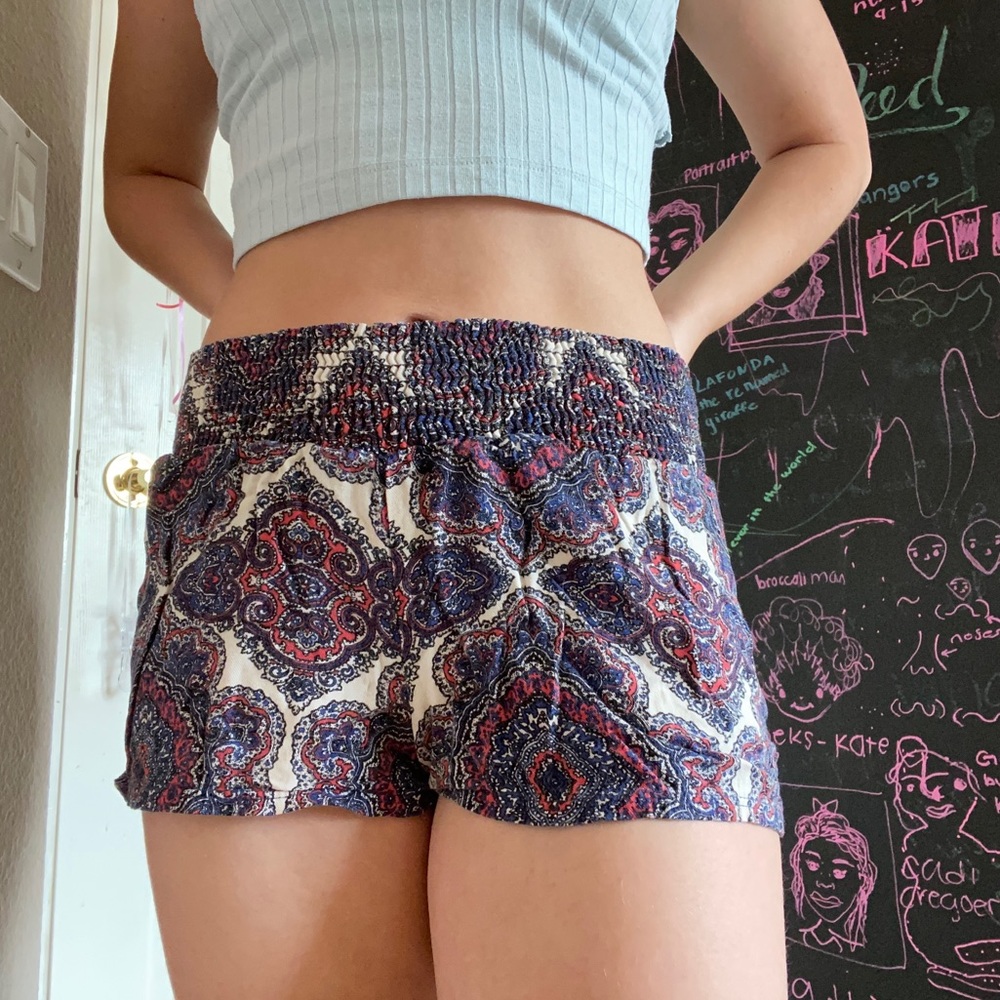 Flowy boho print shorts